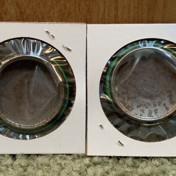 Four 1950’s VINTAGE "Hopalong Cassidy" 1.25" Pin Lot Original 70 Years Old Green - Picture 2 of 2